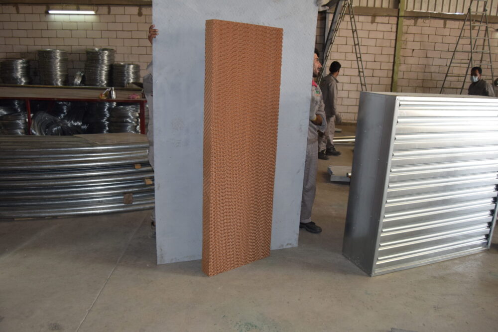 خلايا تبريد كرتون 2 scaled مصنع بيوت الكنانة بيوت محميه سعودية