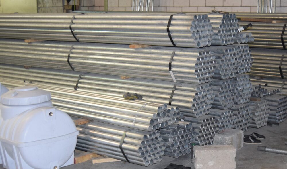 مواسير 2 بوصة scaled مصنع بيوت الكنانة للبيوت المحمية